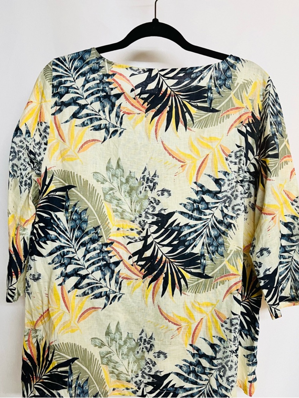 Chico's Cream Tropical Print 3/4 Sleeve Linen No Iron Women’s Tunic Blouse 1(M) - Picture 3 of 10